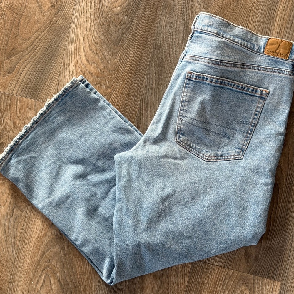 American Eagle Outfitters Light Blue High Rise Women's Jeans - Size 16 Short